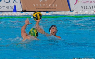El Tenerife Echeyde gana por primera vez en la piscina del CW Navarra