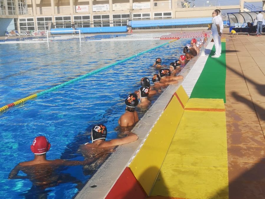 Un Santa Cruz Tenerife Echeyde con la pólvora mojada pierde en la piscina del Mataró