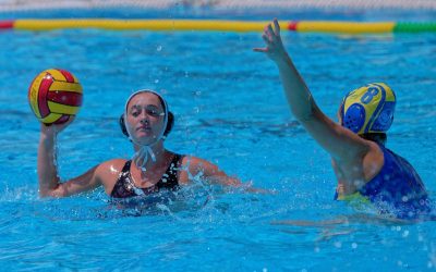 Las Guayotas vuelven a la senda victoriosa en la piscina del Real Canoe